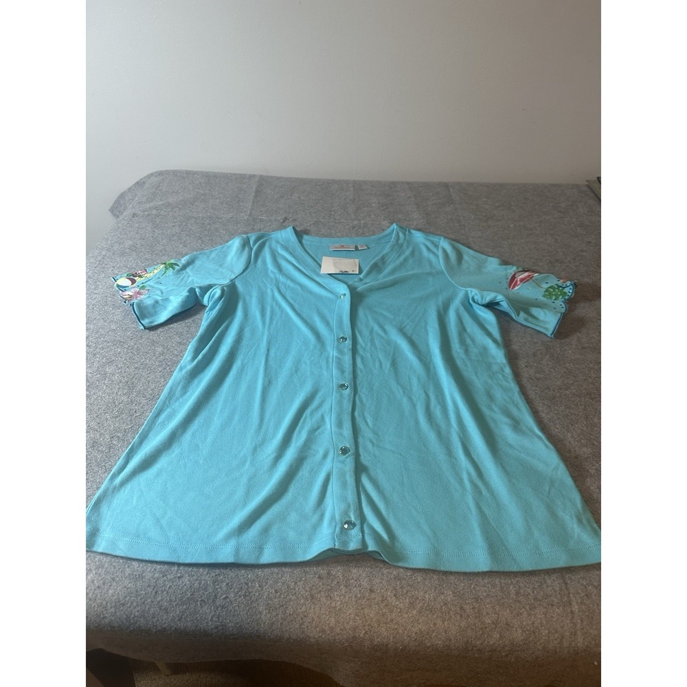 Quacker Factory  Med Blue Cardigan Top beach scene embellishments Snaps NWT